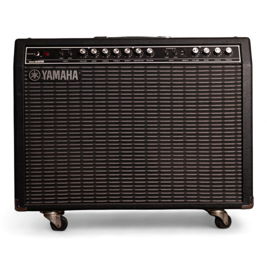 Yamaha B212