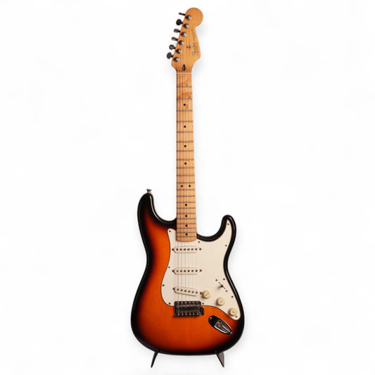 Fender Stratocaster – 2006 (Made in Mexico, Sunburst)
